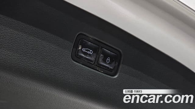 Genesis GV80 2025 — ფოტო 19/20