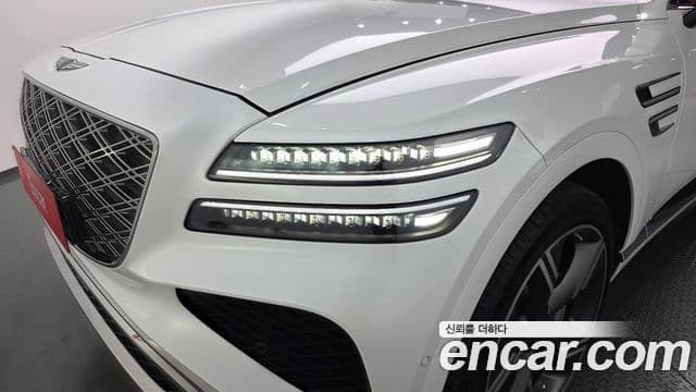 Genesis GV80 2025 — Photo 20/37