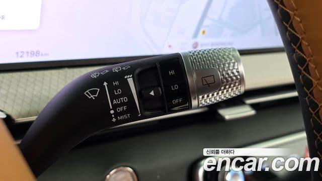 Genesis GV80 2025 — Photo 35/37