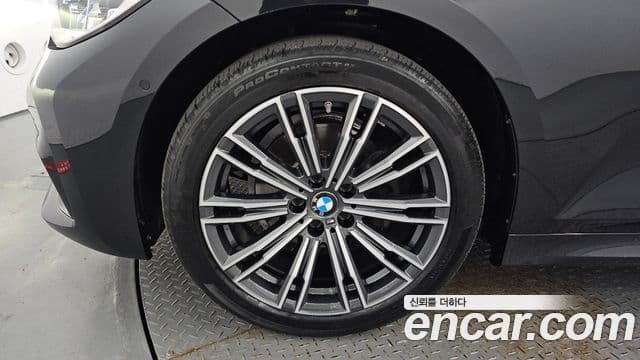 BMW 3 Series 2020 — ფოტო 5/20