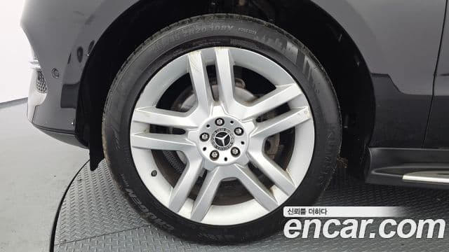 Mercedes-Benz GLE-Class 2018 — ფოტო 5/20