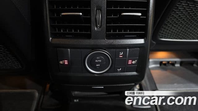 Mercedes-Benz GLE-Class 2018 — ფოტო 18/20