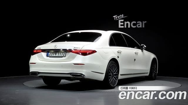 Mercedes-Benz S-Class 2022 — Фото 1/20