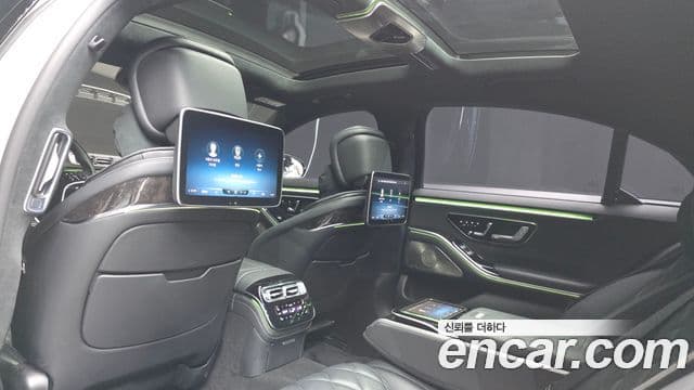 Mercedes-Benz S-Class 2022 — Фото 19/20