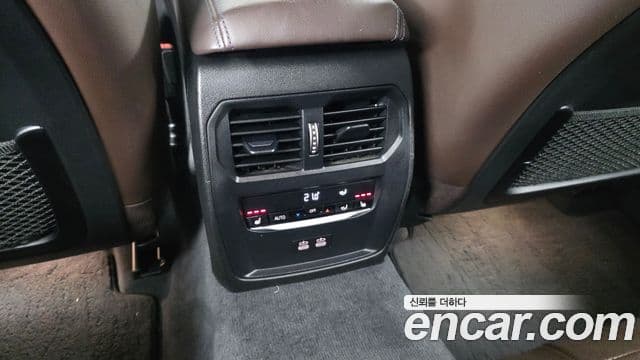BMW 3 Series 2020 — Photo 13/20