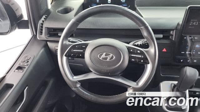 Hyundai Staria 2021 — Şəkil 13/20