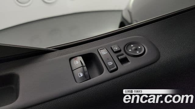 Hyundai Staria 2021 — Şəkil 19/20