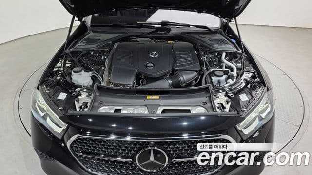 Mercedes-Benz E-Class 2025 — Şəkil 6/20
