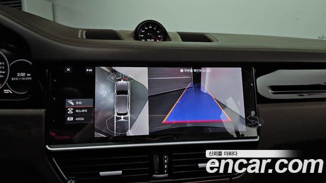 Porsche Cayenne 2020 — фото 15 из 20