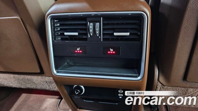 Porsche Cayenne 2020 — ფოტო 18/20