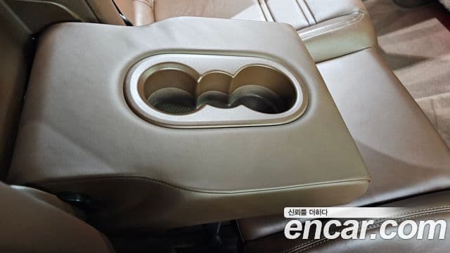 Porsche Cayenne 2020 — Photo 22/31