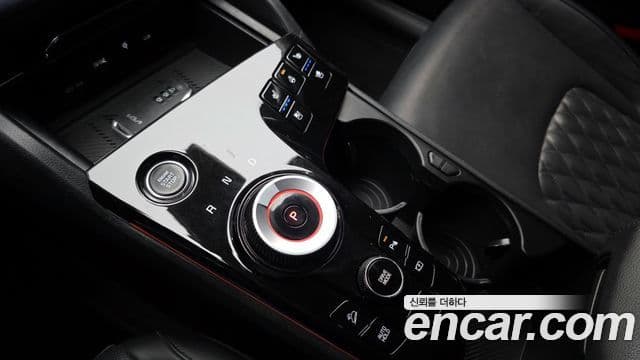 Kia Sportage 2022 — ფოტო 9/20