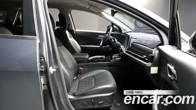 Kia Sportage 2022 — ფოტო 11/20