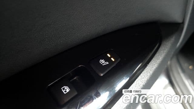 Kia Sportage 2022 — ფოტო 18/20