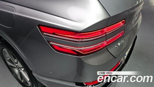 Genesis GV80 2020 — Photo 25/37