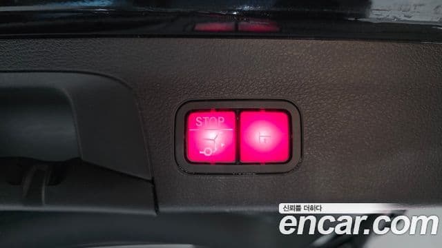 Mercedes-Benz GLS-Class 2021 — ფოტო 16/20