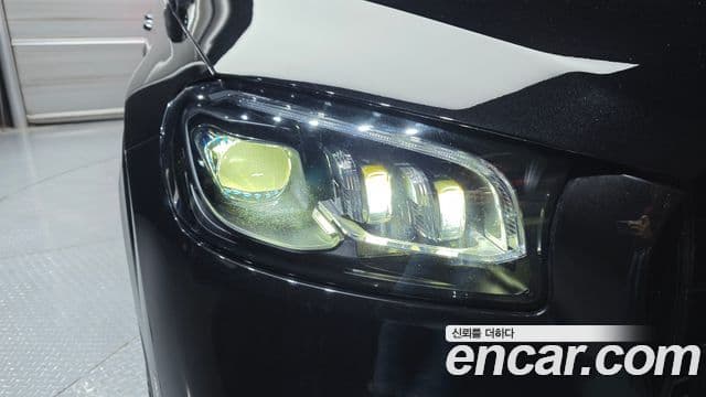 Mercedes-Benz GLS-Class 2021 — Photo 36/36