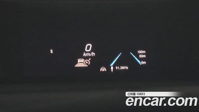 Mercedes-Benz GLS-Class 2021 — Photo 6/36
