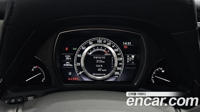 Lexus LS500 2023 — Photo 4/20