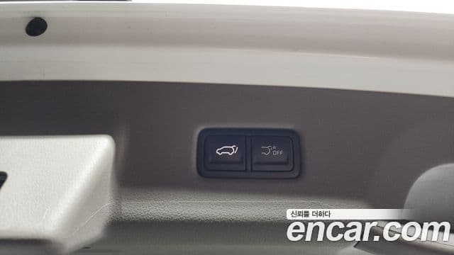 Kia Carnival 2024 — ფოტო 16/20