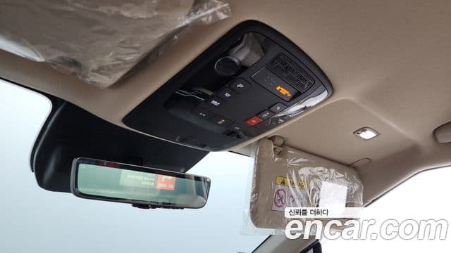 Kia Carnival 2024 — ფოტო 20/20