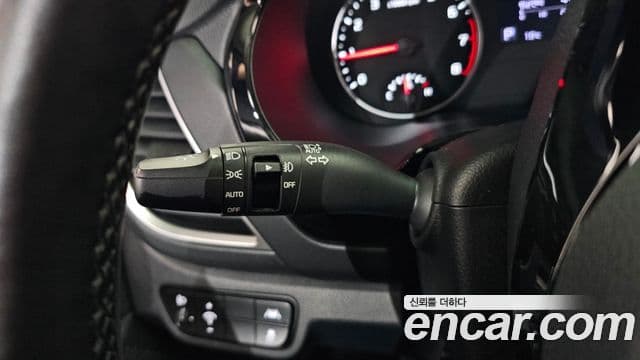 Kia Seltos 2019 — Şəkil 9/35