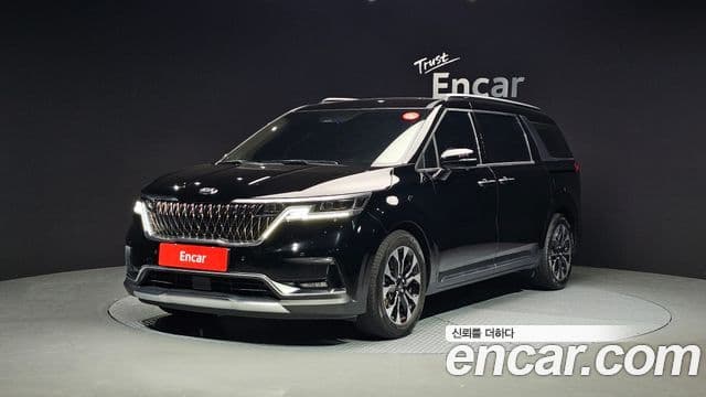 Kia Carnival 2021 — Фото 1/20