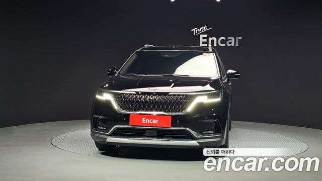 Kia Carnival 2021 — Фото 3/20