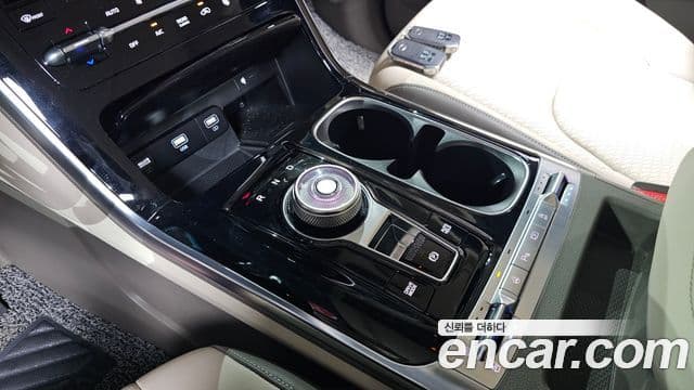 Kia Carnival 2021 — Фото 9/20