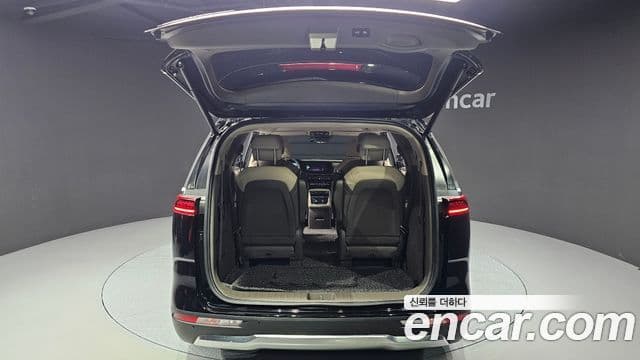 Kia Carnival 2021 — Фото 20/20