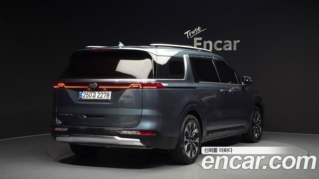 Kia Carnival 2020 — Фото 2/20
