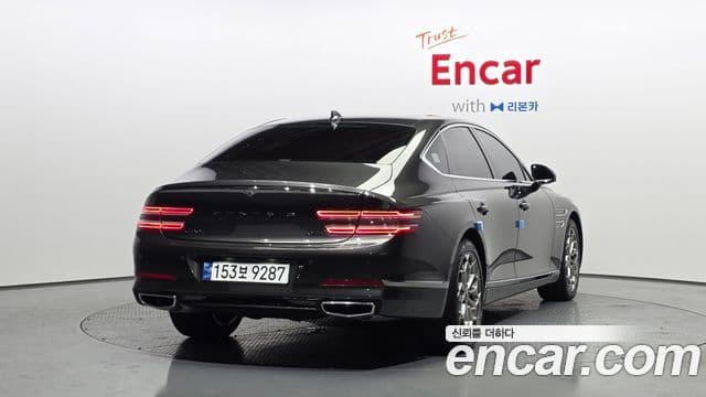 Genesis Electrified G80 2023 — ფოტო 2/20