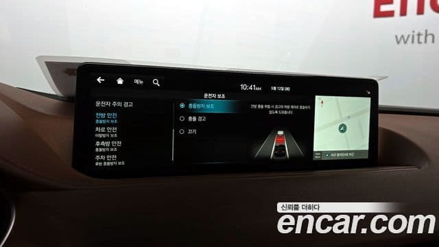 Genesis Electrified G80 2023 — ფოტო 19/20