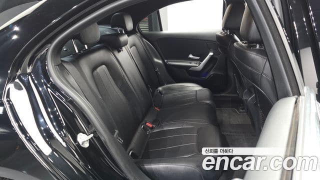 Mercedes-Benz A-Class 2021 — ფოტო 12/20