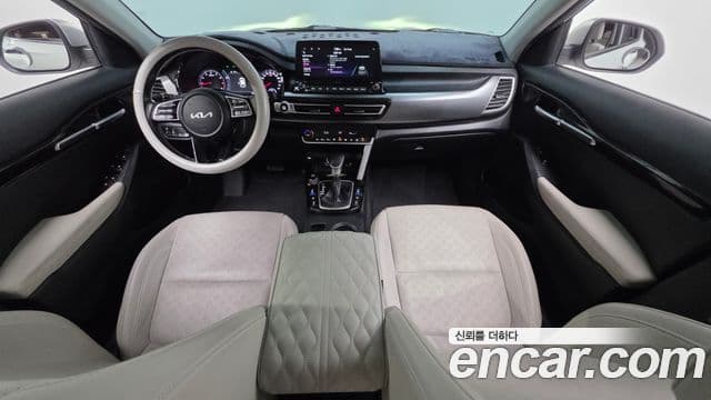 Kia Seltos 2022 — Şəkil 10/20