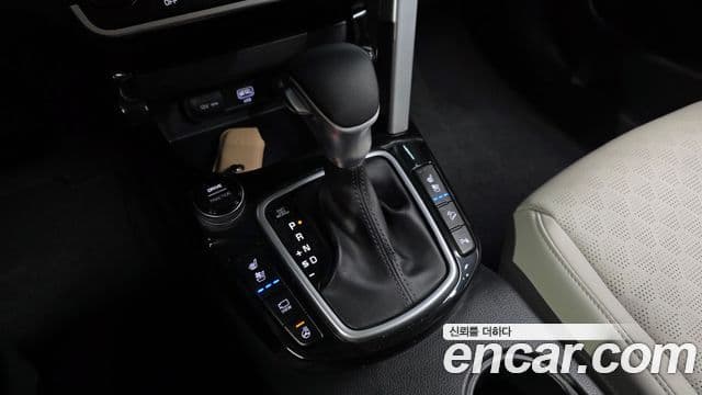 Kia Seltos 2022 — Şəkil 7/20