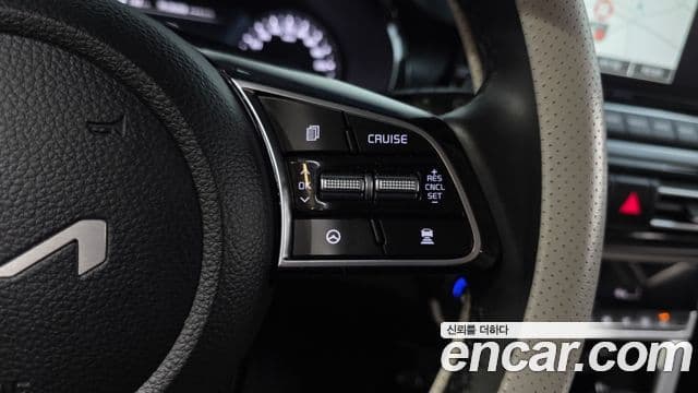 Kia Seltos 2022 — Şəkil 18/20