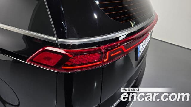 Kia Carnival 2022 — Photo 1/35