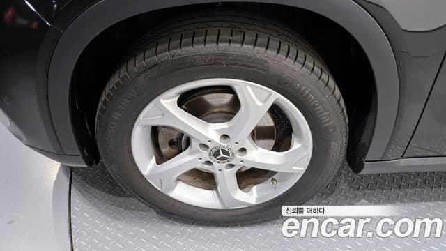 Mercedes-Benz GLA-Class 2018 — Фото 5/20