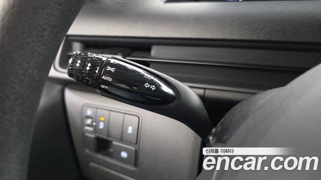 Hyundai Staria 2022 — ფოტო 15/20