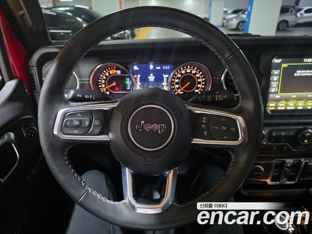 Jeep Wrangler 2023 — Şəkil 17/20