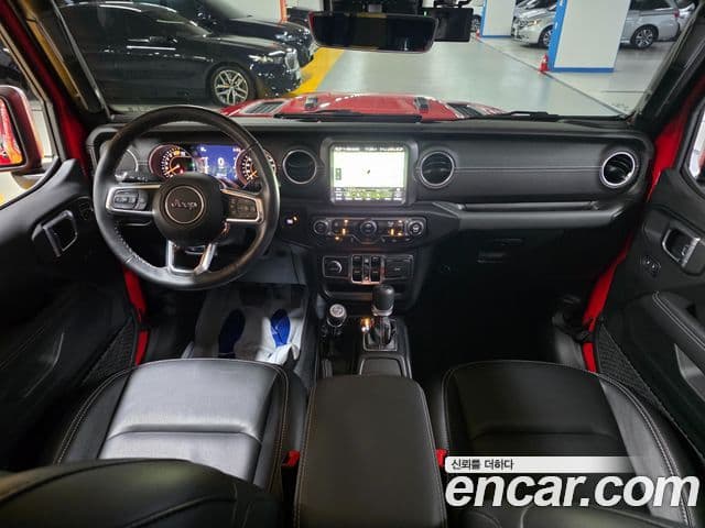 Jeep Wrangler 2023 — Şəkil 12/20