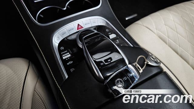Mercedes-Benz S-Class 2018 — ფოტო 18/20