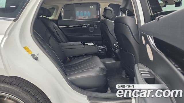 Genesis G80 2020 — Şəkil 16/37