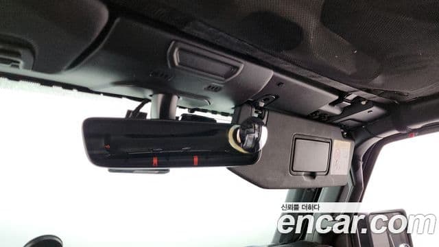 Jeep Wrangler 2018 — Фото 17/20