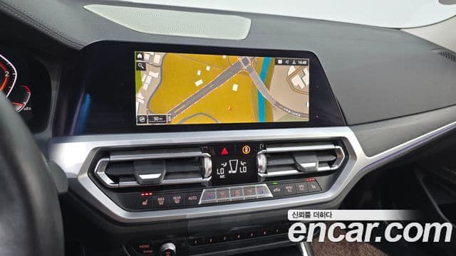 BMW 3 Series 2019 — Şəkil 13/20