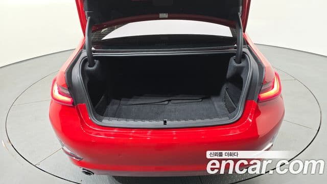 BMW 3 Series 2019 — Şəkil 19/20