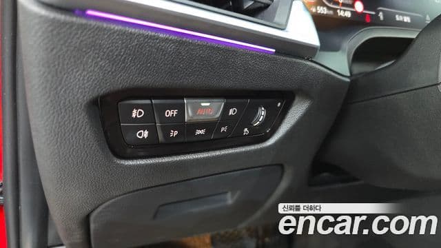 BMW 3 Series 2019 — Şəkil 29/35