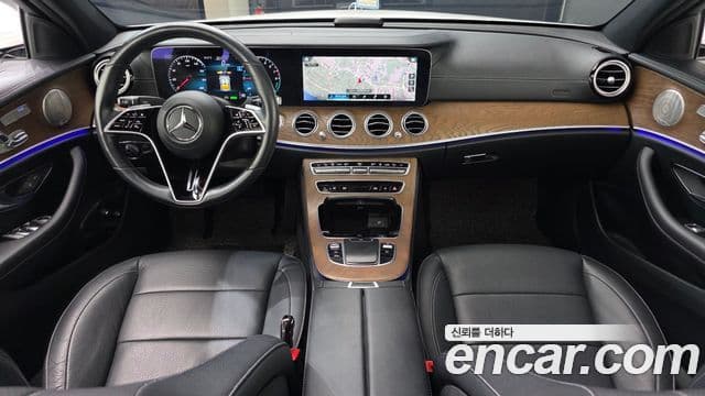 Mercedes-Benz E-Class 2021 — Фото 7/20