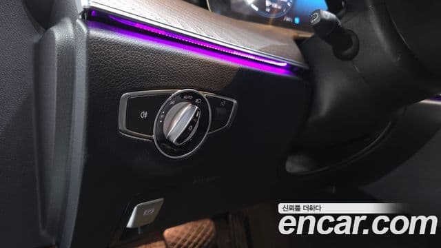 Mercedes-Benz E-Class 2021 — Фото 14/20